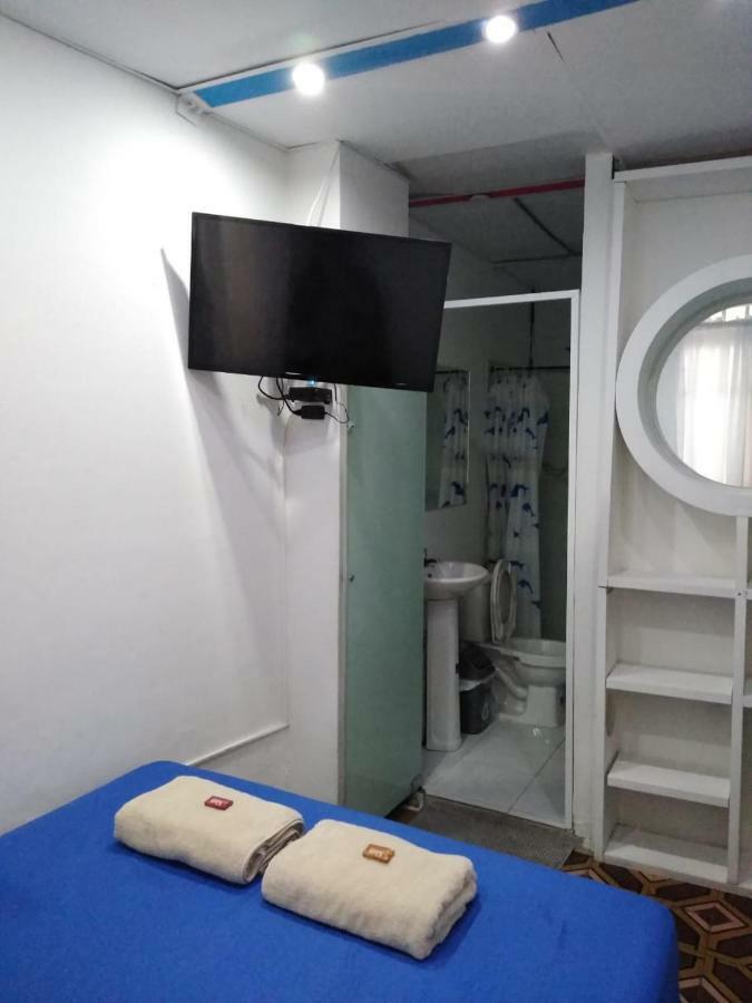 Hostal Blessed House *